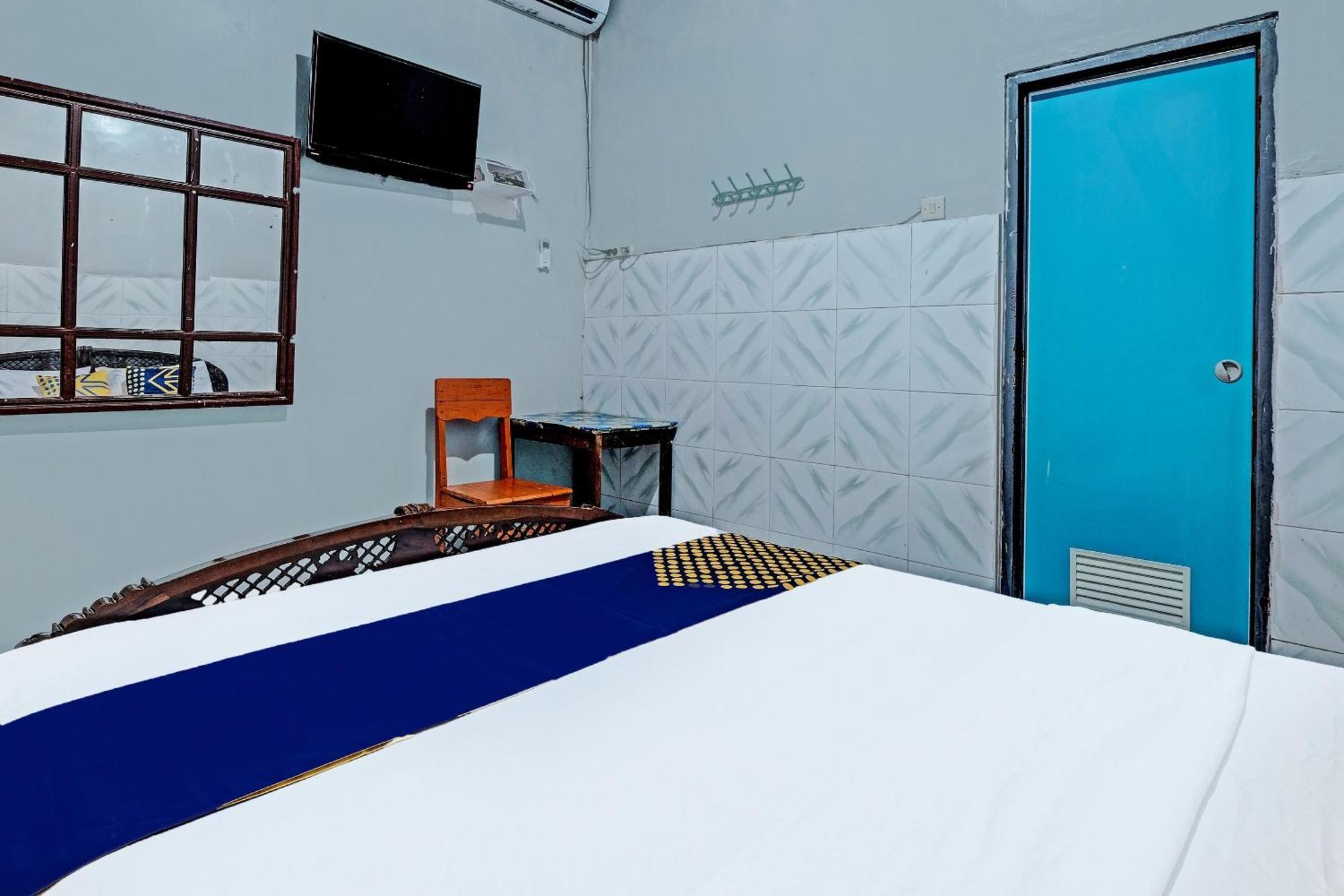 Spot On 91915 Homestay Superman Yogyakarta Exterior foto